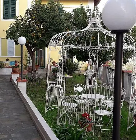 La Casa Del Sole Pensjonat *