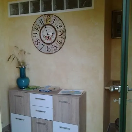 招待所 La Casa Del Sole 3*