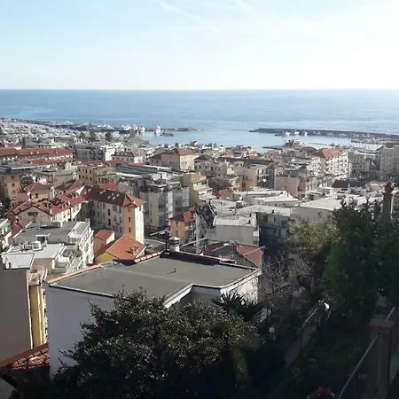 招待所 La Casa Del Sole 圣雷默