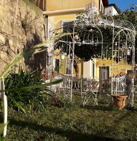 招待所 La Casa Del Sole 圣雷默