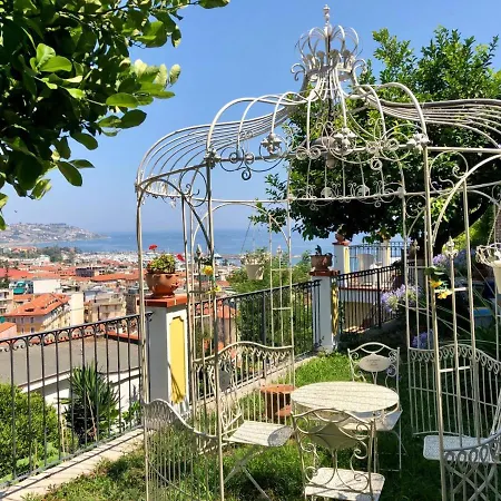 La Casa Del Sole 招待所 3*