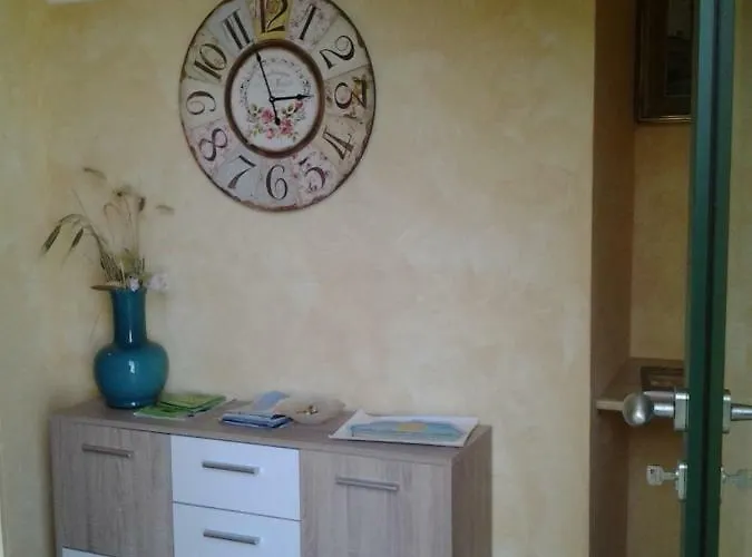 Πανσιόν La Casa Del Sole 3*